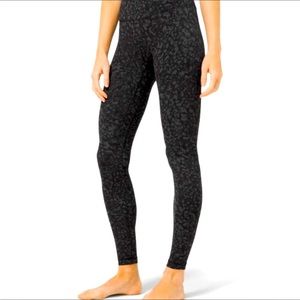 Lululemon Athletica Align HR Pant 28” pant Leopard Camo Deep Coal Multi Size 10